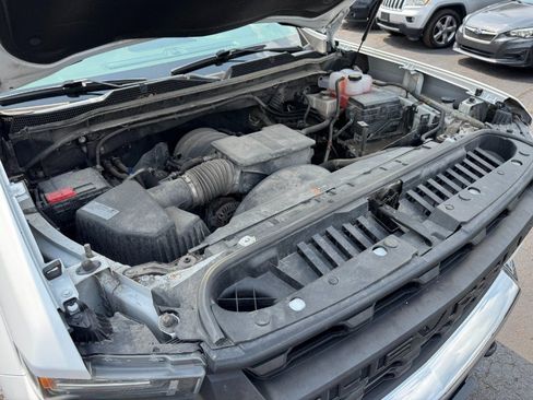 Used 2021 Chevrolet Silverado 2500 W/T w/ WT Convenience Package AWD/4WD image 24