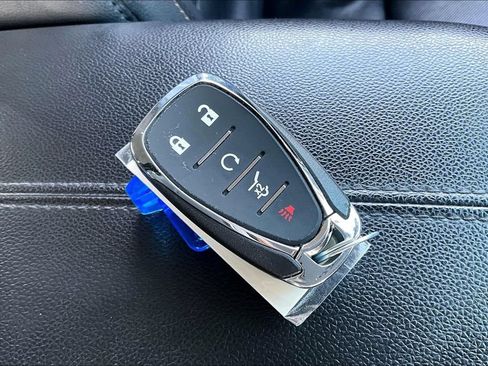 Used 2019 Chevrolet Equinox Premier w/ Premier Redline Edition FWD image 11