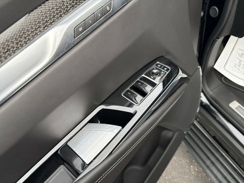 Used 2026 Cadillac Escalade V image 17