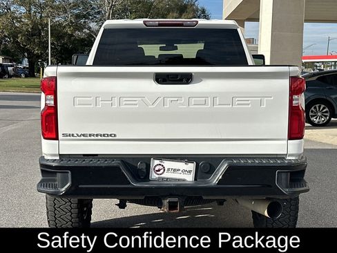 Used 2021 Chevrolet Silverado 2500 Custom w/ Custom Value Package image 7