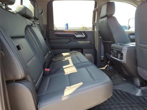 Used 2024 GMC Sierra 2500 Denali w/ Denali Reserve Package AWD/4WD image 16