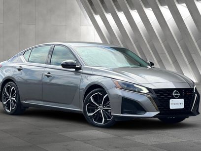 Used 2023 Nissan Altima 2.5 SR