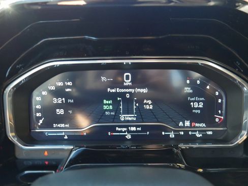 Used 2024 GMC Sierra 1500 SLT image 15