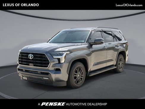 Used 2023 Toyota Sequoia SR5 w/ SR5 Premium Package AWD/4WD image 1