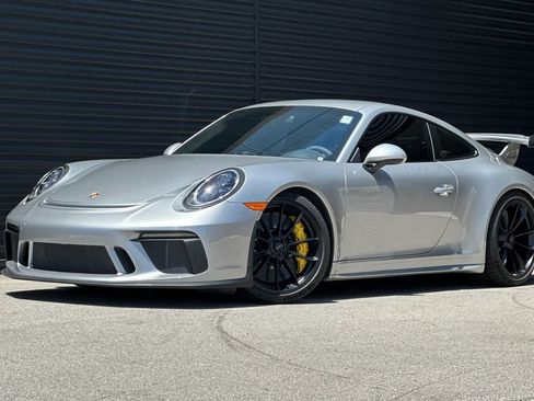 Used 2018 Porsche 911 GT3 RWD image 1