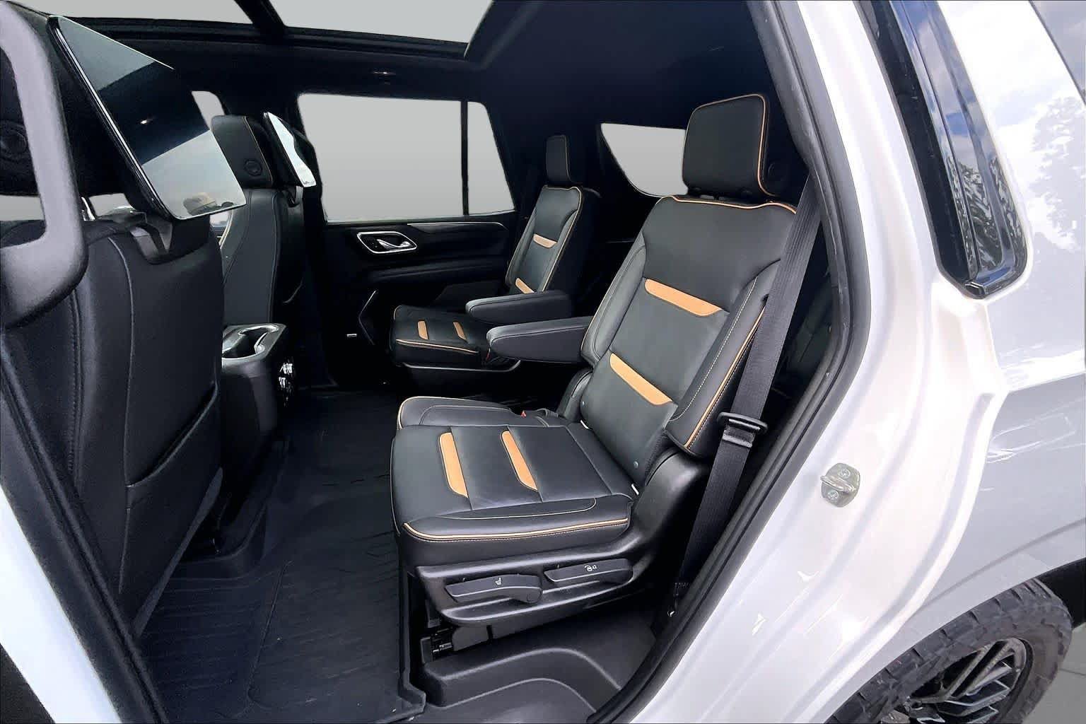 Used 2021 GMC Yukon AT4 w/ AT4 Premium Plus Package AWD/4WD image 21