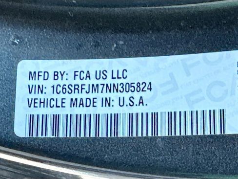 Used 2022 RAM 1500 Laramie image 34