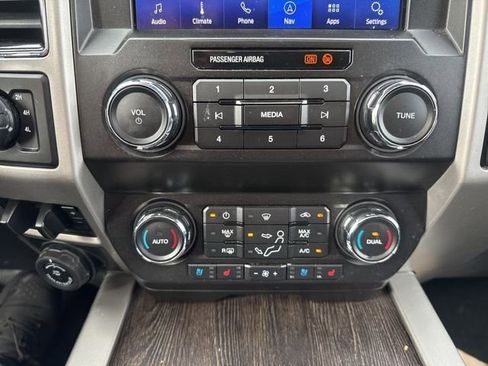 Used 2020 Ford F250 Lariat image 16