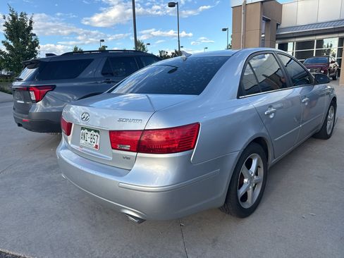 Used 2009 Hyundai Sonata GLS FWD image 3