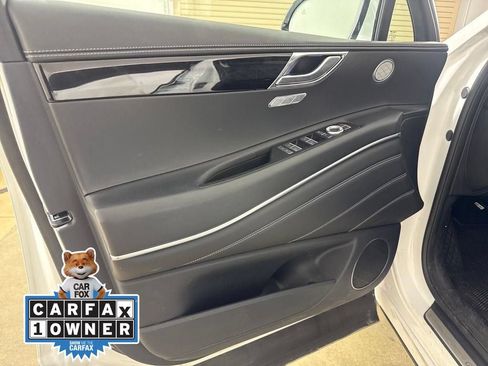 Used 2026 Genesis GV80 2.5T RWD image 22