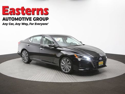 Used 2024 Nissan Altima 2.5 SL AWD/4WD image 49