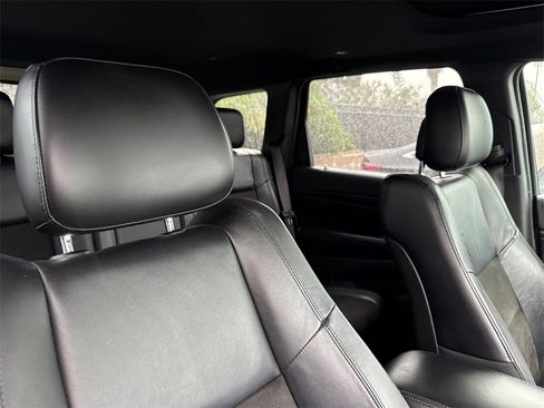 Used 2019 Jeep Grand Cherokee Altitude image 15