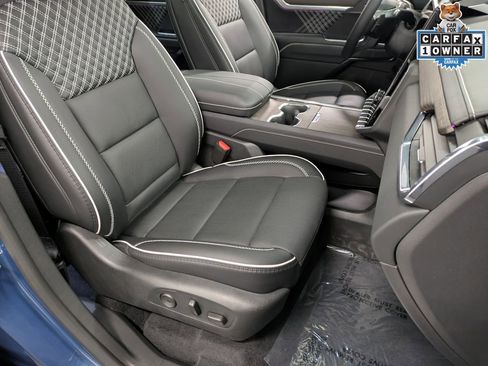 Used 2025 GMC Acadia Denali w/ LPO, Floor Liner Package AWD/4WD image 29