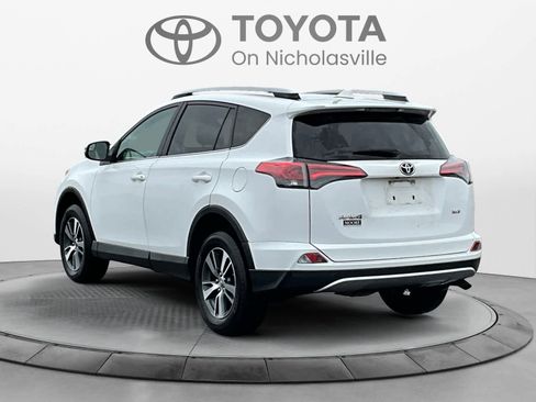 Used 2016 Toyota RAV4 XLE image 4