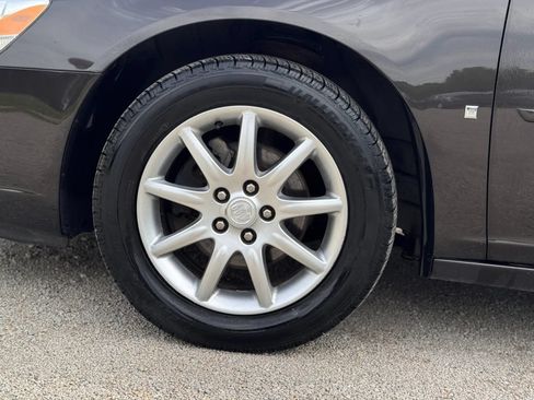 Used 2008 Buick Lucerne CXL w/ Chrome Appearance Package FWD image 14