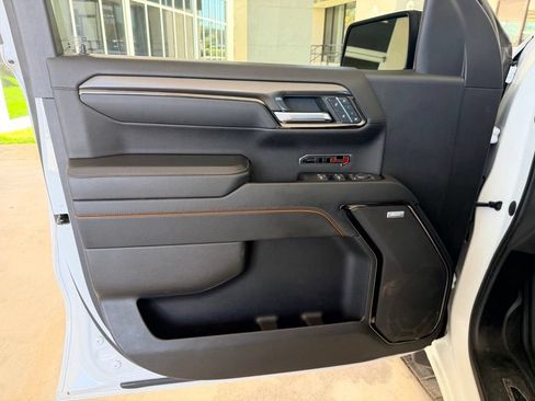 Used 2023 GMC Sierra 1500 AT4 AWD/4WD image 10
