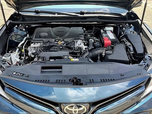 Used 2019 Toyota Camry LE FWD image 30