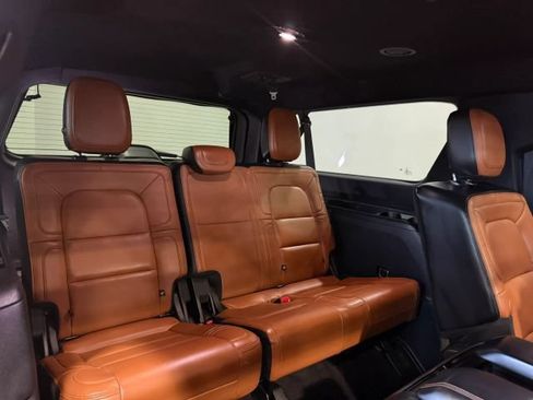 Used 2021 Lincoln Navigator L Reserve RWD image 45