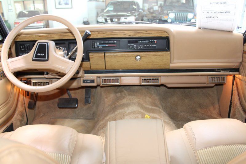 Used 1987 Jeep Grand Wagoneer AWD/4WD image 7