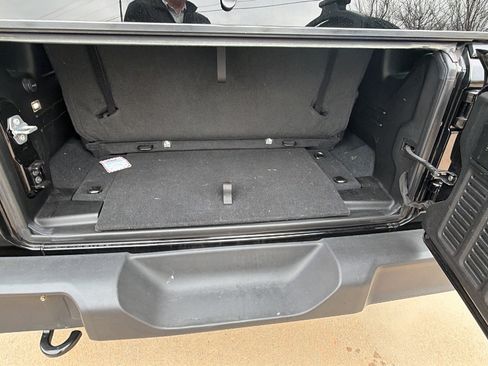 Used 2022 Jeep Wrangler Sport S image 13