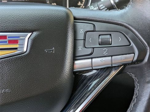 Used 2024 Cadillac XT6 Premium Luxury image 20