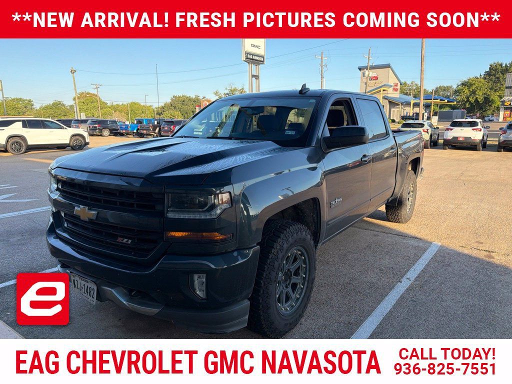 Used 2018 Chevrolet Silverado 1500 LT w/ Texas Edition AWD/4WD image 1