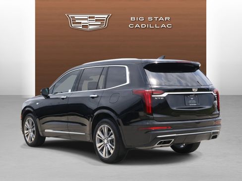 Used 2024 Cadillac XT6 Premium Luxury FWD image 3