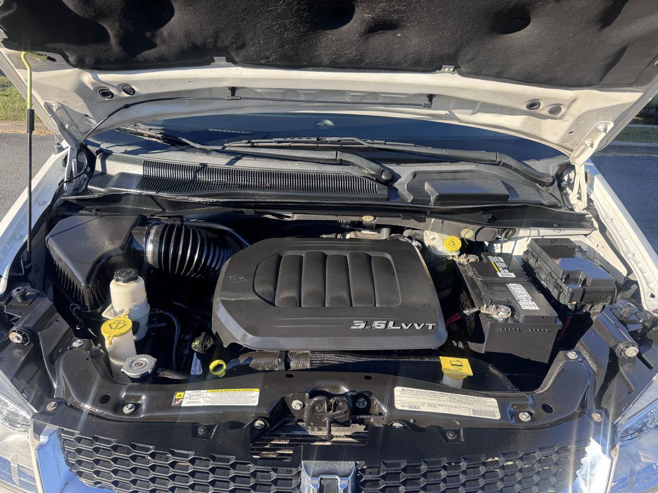 Used 2012 Dodge Grand Caravan American Value Package FWD image 20
