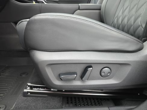 New 2026 Nissan Rogue Platinum AWD/4WD image 29