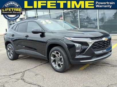 Used 2025 Chevrolet Trax LT