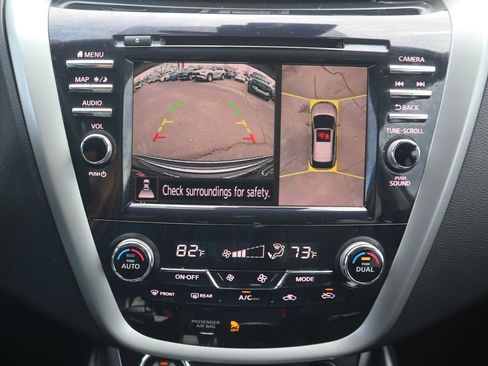 Used 2021 Nissan Murano SL w/ SL Moonroof Package image 17