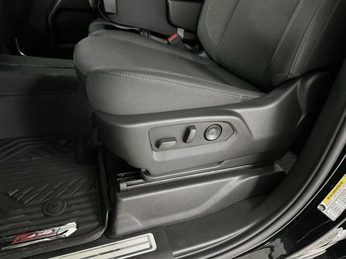 New 2026 Chevrolet Silverado 1500 RST AWD/4WD image 12