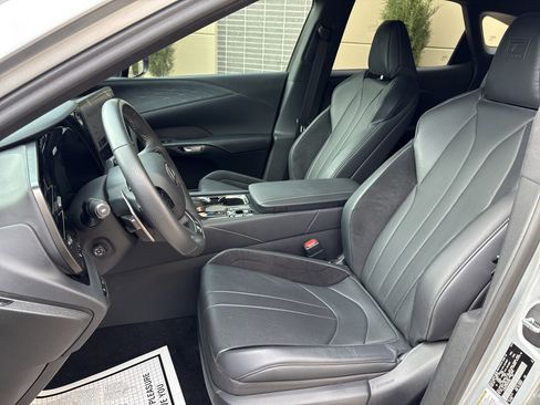 Certified 2024 Lexus RX 500h F Sport image 16