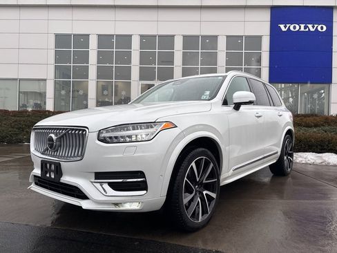 Certified 2023 Volvo XC90 B5 Plus w/ Protection Package Premier image 39