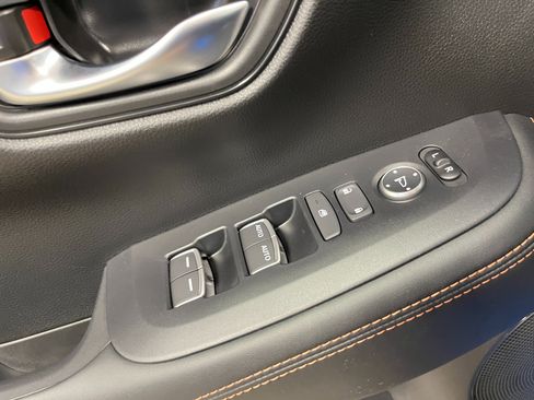 New 2026 Honda HR-V Sport image 17