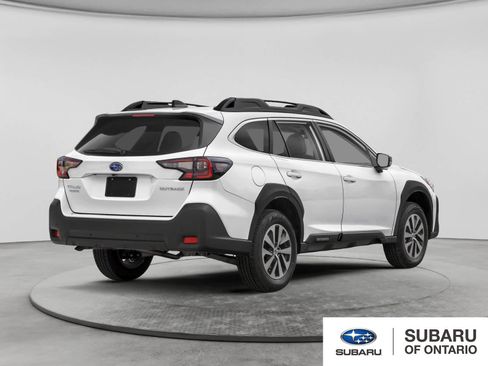 Used 2024 Subaru Outback Premium AWD/4WD image 2