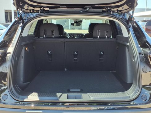 New 2026 Chevrolet Trax LS w/ LS Convenience Package FWD image 8