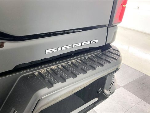 New 2026 GMC Sierra 2500 Denali Ultimate w/ Max Trailering Package AWD/4WD image 17