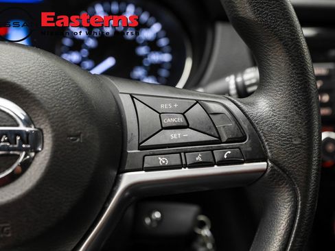 Used 2022 Nissan Rogue Sport S image 25