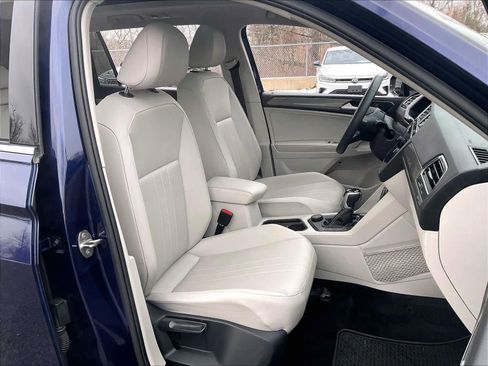 Used 2022 Volkswagen Tiguan SE image 10