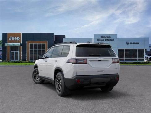 New 2026 Jeep Cherokee Laredo image 3