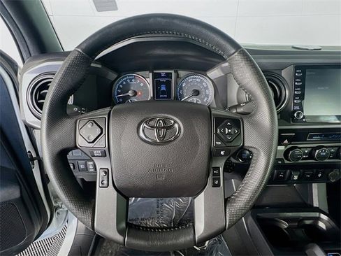 Used 2021 Toyota Tacoma SR5 image 15