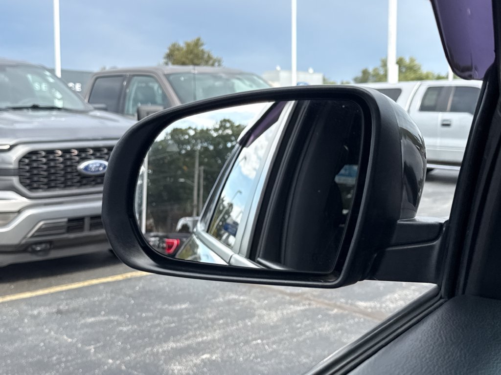 Used 2021 Jeep Cherokee High Altitude AWD/4WD image 41