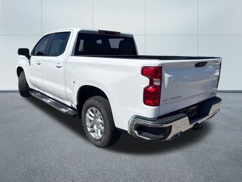 Used 2025 Chevrolet Silverado 1500 LT AWD/4WD image 2