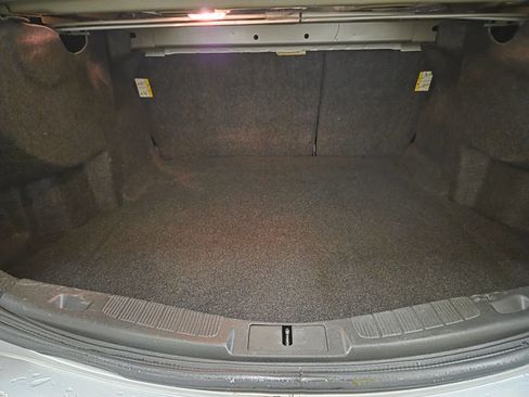 Used 2013 Ford Fusion SE FWD image 33