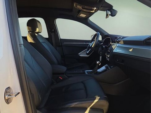 Used 2025 Audi Q3 2.0T Premium image 13