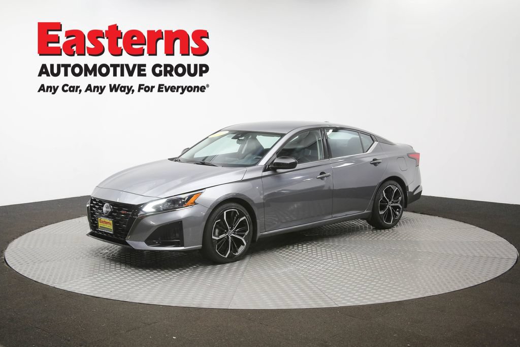 Used 2023 Nissan Altima 2.5 SR FWD image 57