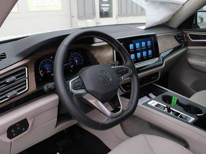 New 2026 Volkswagen Atlas SE