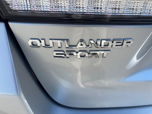 Used 2025 Mitsubishi Outlander Sport ES AWD/4WD image 4