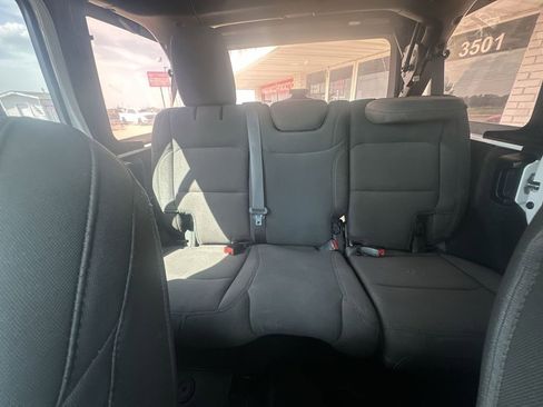 Used 2021 Jeep Wrangler Unlimited Sport image 26